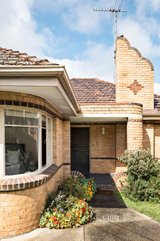 https://images.listonce.com.au/custom/160x/listings/186-collins-street-thornbury-vic-3071/114/01118114_img_03.jpg?G26OPtmeTNc