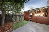 https://images.listonce.com.au/custom/160x/listings/186-ferrars-street-south-melbourne-vic-3205/742/01294742_img_09.jpg?v8uFK0kxyfs