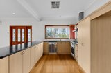 https://images.listonce.com.au/custom/160x/listings/186-jasper-road-bentleigh-vic-3204/391/01781391_img_03.jpg?7ZLY8cUpNxU