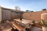 https://images.listonce.com.au/custom/160x/listings/187-lincoln-road-croydon-vic-3136/304/01740304_img_11.jpg?zpVBr-DtrkQ