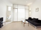 https://images.listonce.com.au/custom/160x/listings/187-park-street-south-melbourne-vic-3205/967/01731967_img_06.jpg?v1M49irKh6c