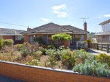 https://images.listonce.com.au/custom/160x/listings/188-mascoma-street-strathmore-vic-3041/587/00847587_img_01.jpg?84WA8fbf0nA