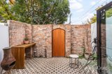 https://images.listonce.com.au/custom/160x/listings/188-station-street-port-melbourne-vic-3207/712/01907712_img_06.jpg?5HqOPhNt_cg