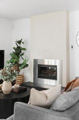 https://images.listonce.com.au/custom/160x/listings/189-coppin-street-richmond-vic-3121/621/01700621_img_25.jpg?6Az0q_qOmso