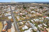 https://images.listonce.com.au/custom/160x/listings/189-mollison-street-kyneton-vic-3444/483/01738483_img_14.jpg?4pab_WpO96Y