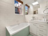 https://images.listonce.com.au/custom/160x/listings/189-ormond-road-elwood-vic-3184/964/01793964_img_08.jpg?KJL7IJxbA40