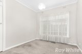 https://images.listonce.com.au/custom/160x/listings/189-surrey-road-blackburn-north-vic-3130/047/01661047_img_06.jpg?e2IBtT45_is