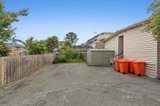 https://images.listonce.com.au/custom/160x/listings/189-thompsons-road-bulleen-vic-3105/025/01600025_img_11.jpg?WgDeAg9jRYQ