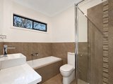 https://images.listonce.com.au/custom/160x/listings/18a-araluen-drive-croydon-vic-3136/945/01986945_img_06.jpg?zHVYmUYbX0U
