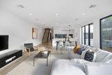 https://images.listonce.com.au/custom/160x/listings/18a-draper-street-mckinnon-vic-3204/958/01779958_img_03.jpg?ERyZ9TSzbdo