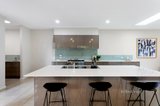 https://images.listonce.com.au/custom/160x/listings/18a-milford-street-bentleigh-east-vic-3165/368/01123368_img_06.jpg?0a7LVcKNzAs