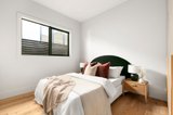 https://images.listonce.com.au/custom/160x/listings/18a-winfield-road-mont-albert-north-vic-3129/160/01740160_img_06.jpg?tKADgpd4Gdw
