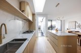 https://images.listonce.com.au/custom/160x/listings/18b-edinburgh-street-bentleigh-east-vic-3165/948/01718948_img_05.jpg?QOklyYEZktE