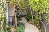 https://images.listonce.com.au/custom/160x/listings/19-21-rankins-road-kensington-vic-3031/901/01681901_img_08.jpg?0cTXW8yvYvc