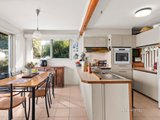 https://images.listonce.com.au/custom/160x/listings/19-abelia-street-doncaster-east-vic-3109/700/01681700_img_04.jpg?IvTy-pY9OPw