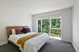 https://images.listonce.com.au/custom/160x/listings/19-alfred-street-richmond-vic-3121/863/01015863_img_09.jpg?9-ICAaskBzA