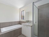 https://images.listonce.com.au/custom/160x/listings/19-appleby-street-curlewis-vic-3222/308/01552308_img_09.jpg?JdGaN7TP4I0