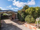 https://images.listonce.com.au/custom/160x/listings/19-archer-close-lilydale-vic-3140/588/01524588_img_02.jpg?nNRroq9PqFU