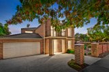 https://images.listonce.com.au/custom/160x/listings/19-bernborough-avenue-balwyn-vic-3103/037/00092037_img_01.jpg?qC8tZhoJvFA