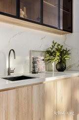 https://images.listonce.com.au/custom/160x/listings/19-bishop-street-box-hill-vic-3128/928/01983928_img_18.jpg?8ZBdEGhlxw8