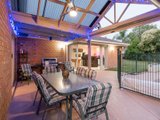 https://images.listonce.com.au/custom/160x/listings/19-blue-ridge-drive-mooroolbark-vic-3138/081/01524081_img_15.jpg?XxTv3Y2B3No