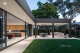 https://images.listonce.com.au/custom/160x/listings/19-bonview-road-malvern-vic-3144/135/01565135_img_26.jpg?kKKxacRs14I