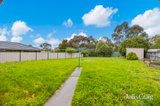 https://images.listonce.com.au/custom/160x/listings/19-bradby-avenue-mount-clear-vic-3350/110/01819110_img_05.jpg?f_a5SBFX2_0