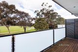 https://images.listonce.com.au/custom/160x/listings/19-brentwood-avenue-pascoe-vale-south-vic-3044/772/01125772_img_10.jpg?R9bIgldK2Zk