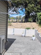 https://images.listonce.com.au/custom/160x/listings/19-buckland-street-woodend-vic-3442/581/01937581_img_15.jpg?nsVYyPw71nU