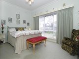 https://images.listonce.com.au/custom/160x/listings/19-cambra-road-belmont-vic-3216/919/01698919_img_05.jpg?AbTApGwaABs
