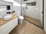 https://images.listonce.com.au/custom/160x/listings/19-cameo-court-clifton-springs-vic-3222/337/01979337_img_09.jpg?l2W0EKKsjvY