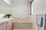 https://images.listonce.com.au/custom/160x/listings/19-charlton-street-mount-waverley-vic-3149/364/01593364_img_09.jpg?o6nJ-gW9nVw