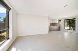 https://images.listonce.com.au/custom/160x/listings/19-chiara-court-brown-hill-vic-3350/846/01643846_img_10.jpg?hPppXi24Xe8