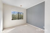 https://images.listonce.com.au/custom/160x/listings/19-cockatiel-place-diamond-creek-vic-3089/745/01832745_img_11.jpg?sllAyIO9mPQ
