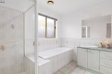 https://images.listonce.com.au/custom/160x/listings/19-college-way-burwood-vic-3125/352/01580352_img_06.jpg?YxIW81ft41Q