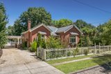 https://images.listonce.com.au/custom/160x/listings/19-donnithorne-street-kyneton-vic-3444/585/00606585_img_13.jpg?LQfnXLroync