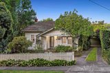 https://images.listonce.com.au/custom/160x/listings/19-doonkuna-avenue-camberwell-vic-3124/928/01488928_img_02.jpg?82nAK40KCzU