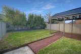 https://images.listonce.com.au/custom/160x/listings/19-echo-place-alfredton-vic-3350/813/01538813_img_12.jpg?LbkbvOc1eXI