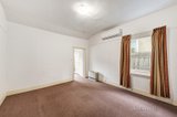 https://images.listonce.com.au/custom/160x/listings/19-edgevale-road-kew-vic-3101/361/00536361_img_06.jpg?2bPm3V_dMbc