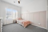 https://images.listonce.com.au/custom/160x/listings/19-elizabeth-street-campbells-creek-vic-3451/352/01638352_img_19.jpg?uV4wHiK254c