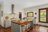 https://images.listonce.com.au/custom/160x/listings/19-elmore-avenue-croydon-vic-3136/367/00764367_img_03.jpg?_POVhaEqqPg