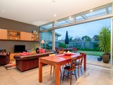 https://images.listonce.com.au/custom/160x/listings/19-elphin-street-newport-vic-3015/786/01202786_img_04.jpg?sE-y_mv-8Ug