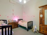 https://images.listonce.com.au/custom/160x/listings/19-elphin-street-newport-vic-3015/786/01202786_img_07.jpg?MRbn-Gn1Axk