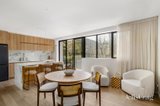 https://images.listonce.com.au/custom/160x/listings/19-embling-road-malvern-vic-3144/747/01980747_img_04.jpg?6d4JwZ0VP4I