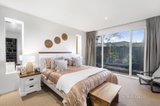 https://images.listonce.com.au/custom/160x/listings/19-emerald-rise-templestowe-vic-3106/123/01264123_img_07.jpg?dvjARsF8pxw