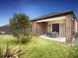 https://images.listonce.com.au/custom/160x/listings/19-florey-avenue-point-cook-vic-3030/847/01202847_img_09.jpg?1c971hfJ89k