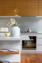 https://images.listonce.com.au/custom/160x/listings/19-fordham-avenue-camberwell-vic-3124/370/01137370_img_04.jpg?Zh2zr5rdYY8