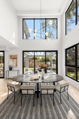 https://images.listonce.com.au/custom/160x/listings/19-galahad-crescent-glen-waverley-vic-3150/249/01811249_img_21.jpg?VVT70dMoCbE