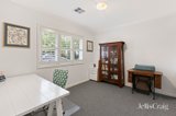 https://images.listonce.com.au/custom/160x/listings/19-galovac-close-donvale-vic-3111/406/01991406_img_15.jpg?R7xud4hh500