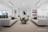 https://images.listonce.com.au/custom/160x/listings/19-glen-tower-drive-glen-waverley-vic-3150/451/01812451_img_12.jpg?SxtpqXVYa2k